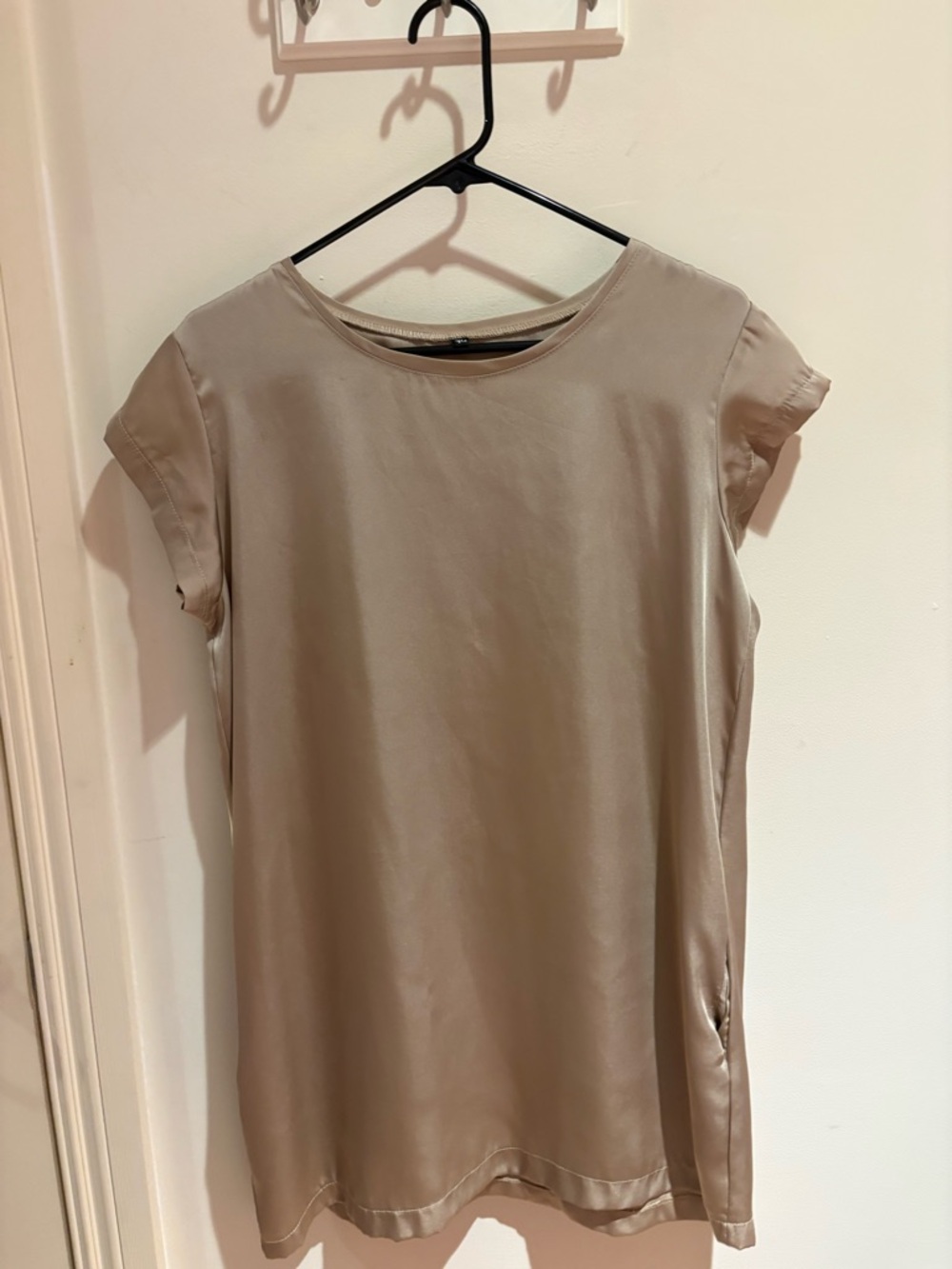 Satin Cap-Sleeve Women's Top in Taupe